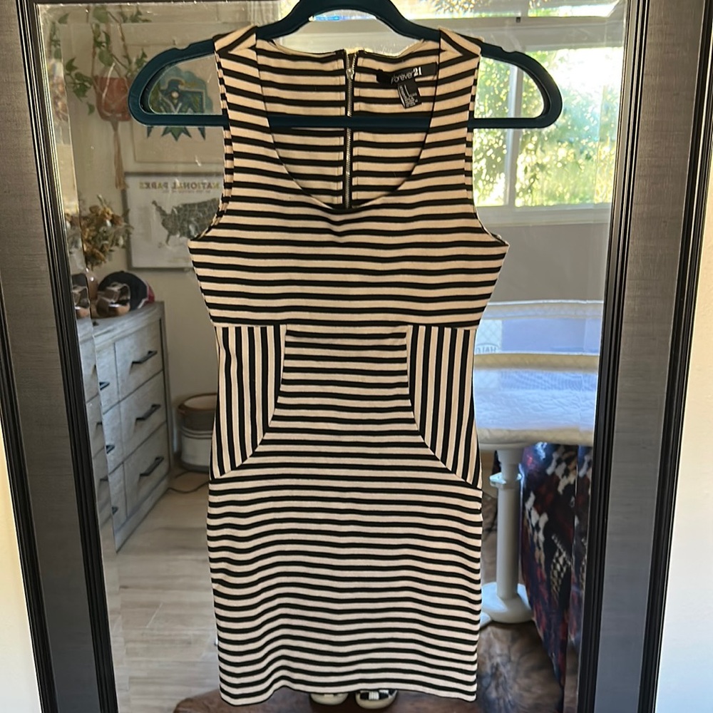 Body on dress